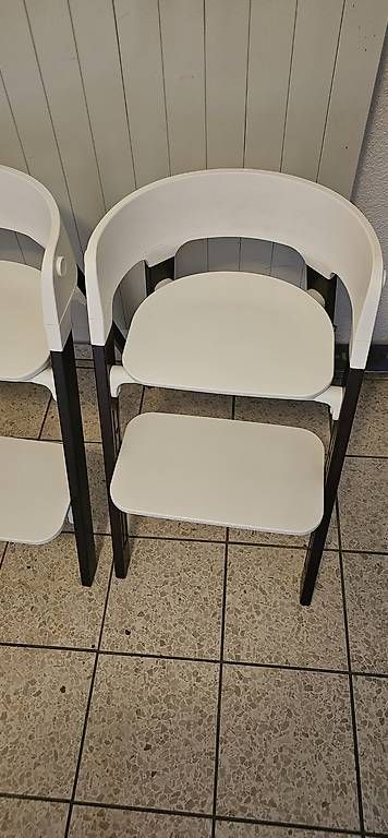 Chaises hautes: Stokke Tripp Trapp Steps Versand Ok – D'occasion à Nottwil par BieneMaya11 3