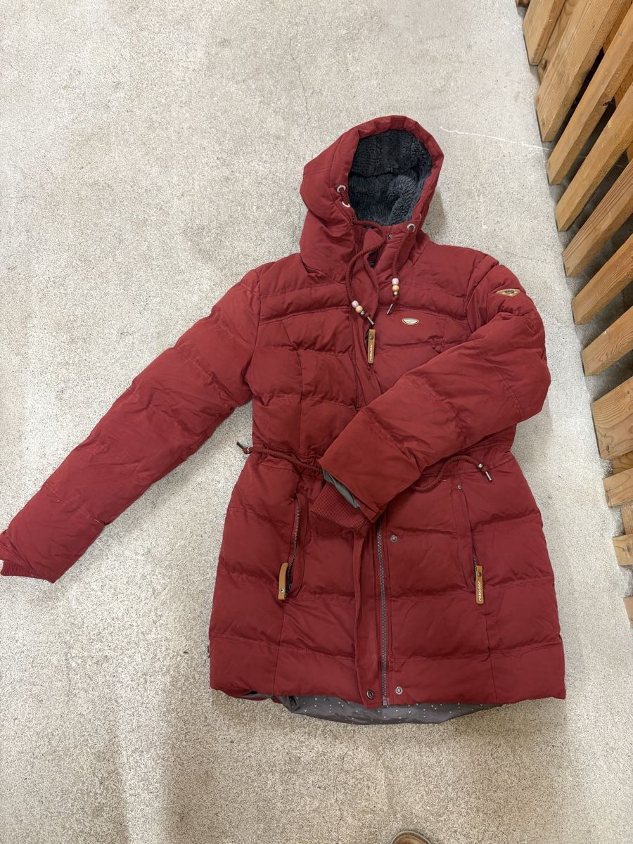 Mäntel: Winterparka – Gebraucht aus Oberwil BL von Kat4123