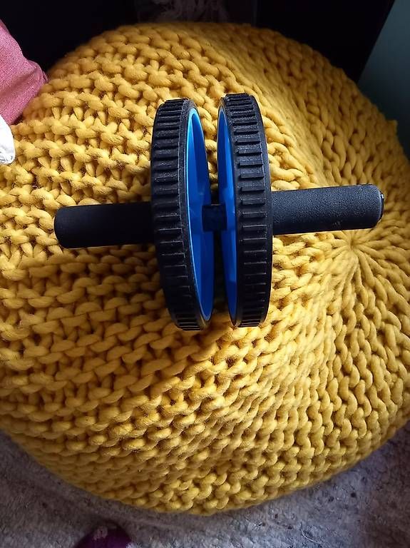 Hometrainer: Bauchmuskel Trainings Rolle – Usato da Au SG venduto da Dhana03 1