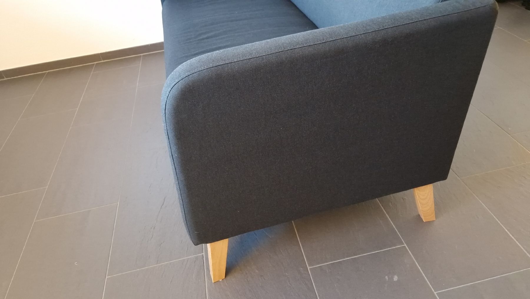 Ikea Sofas: Gemütliches Kleinsofa anthrazit – Gebraucht aus Lufingen von Yumahe 1