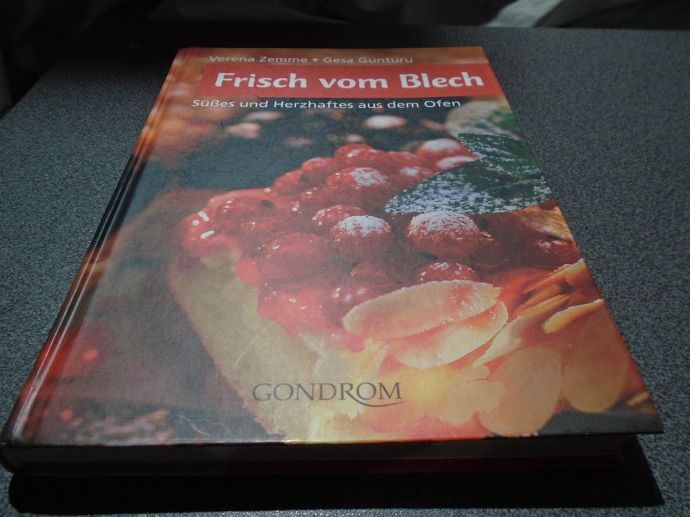 Frisch vom Blech, Süsses und Herzhaftes aus dem Ofen | Kaufen auf Ricardo