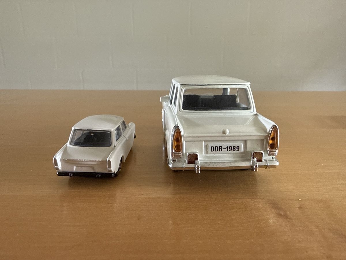 Modellini d'auto: 2x Trabant 601 Oldtimer Modellauto DDR  – Usato da Hünenberg See venduto da Cheetah4 2