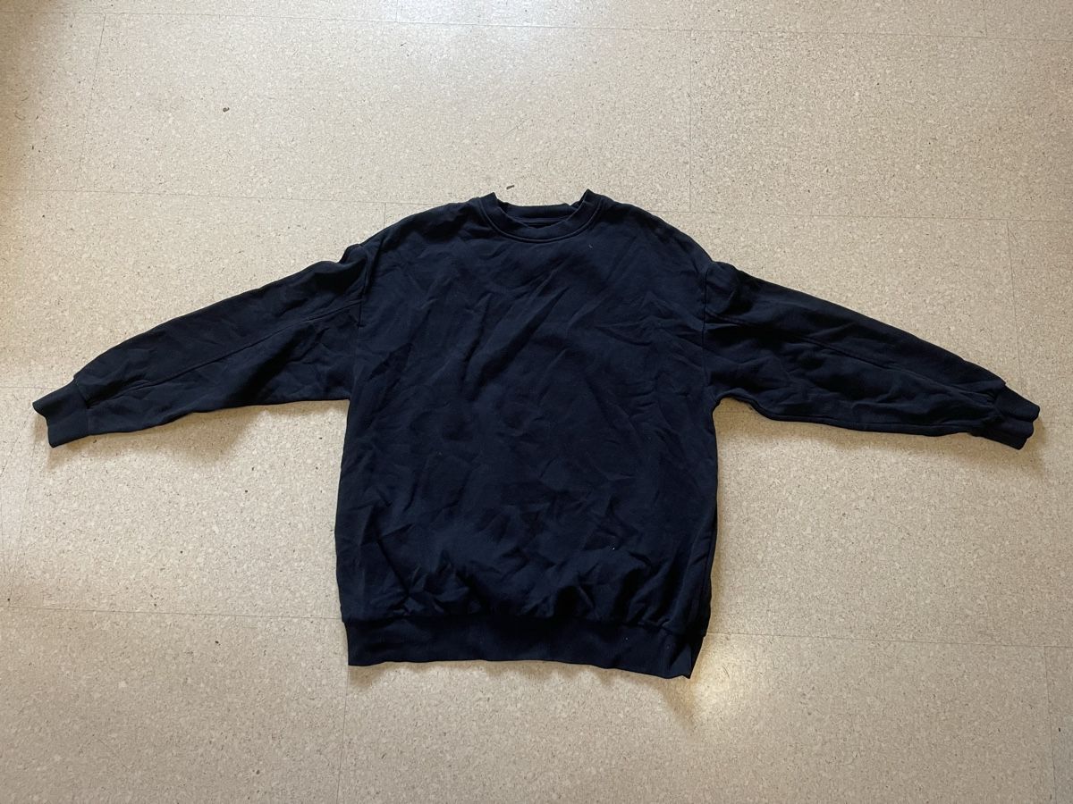 Bershka Maglioni & Felpe: Bershka Basic schwarzer Pullover Grösse XS – Usato da Neuheim venduto da fab_7m2f