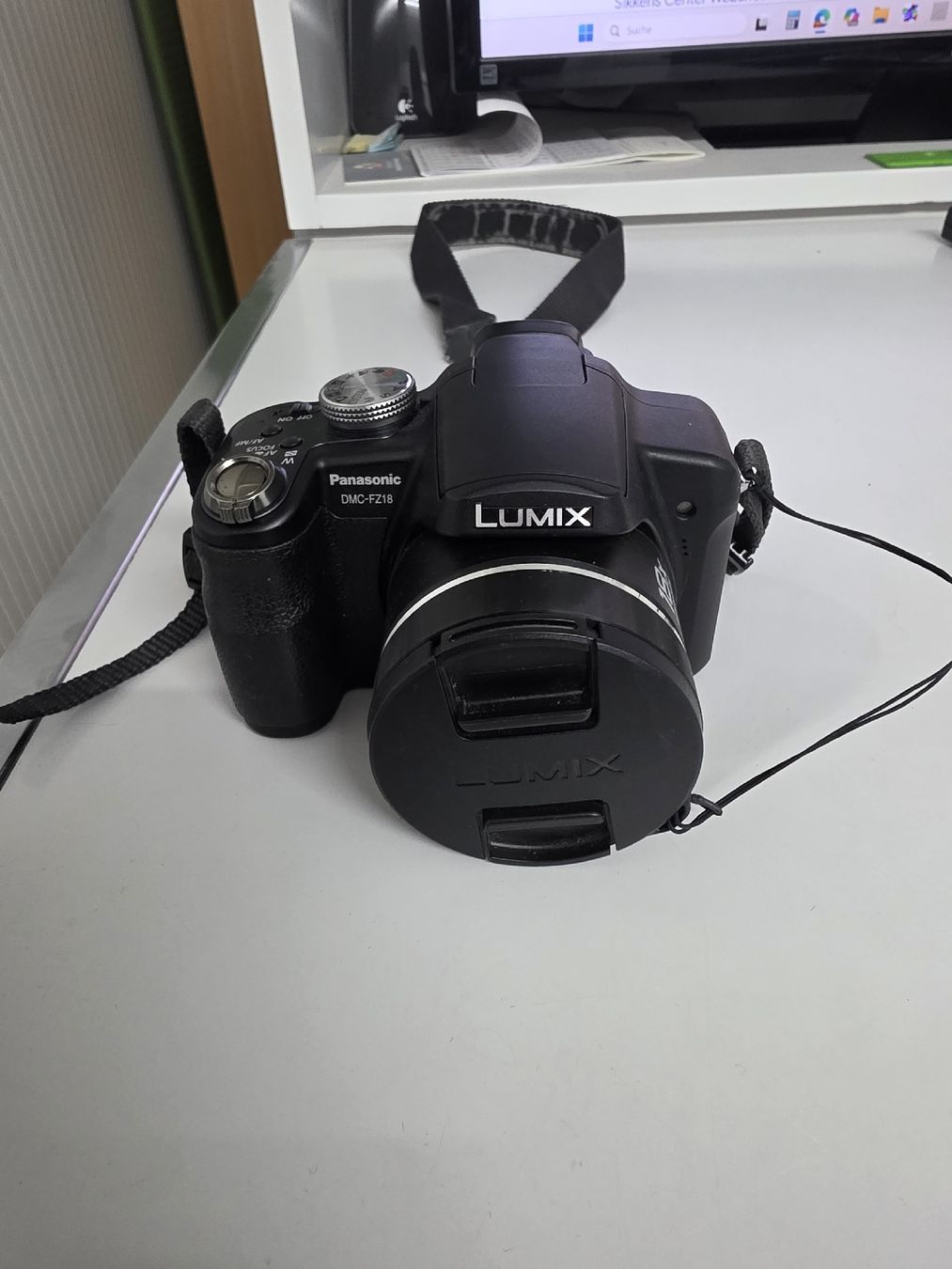 Panasonic Fotocamera: Panasonic DMC-FZ18 – Nuovo (secondo la descrizione) da spiez venduto da kernen82 1