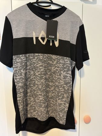 ION Surfing Elements Grösse S Neu (Neupreis 79.90)