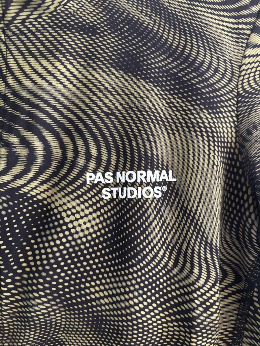 Pas Normal Studios Canottiere & Pantaloni: Pas normal studios Maillot XL essentials green psych – Usato da Sion venduto da Linkebeek 2