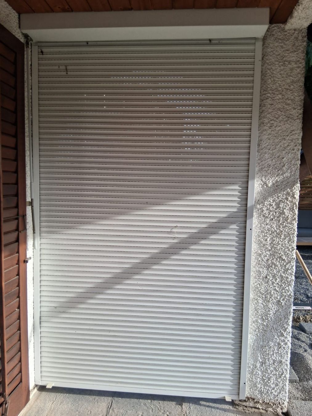 Marquises: Store - Rollladen – D'occasion à Niederlenz par Liteoni 1
