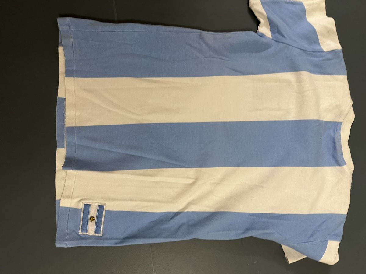 Puma T-shirt: T-shirt ARGENTINIEN – Usato da Ennetbaden venduto da kloter6 3