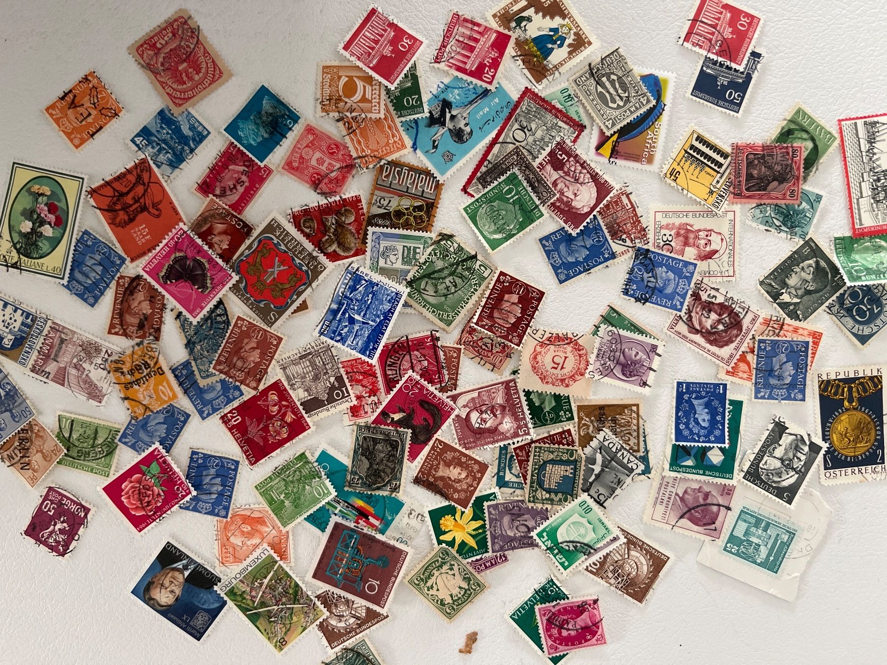 Tutti i francobolli: Lot 14: Lot mit Mix Briefmarke – Usato da Chiasso venduto da AzenYa 1