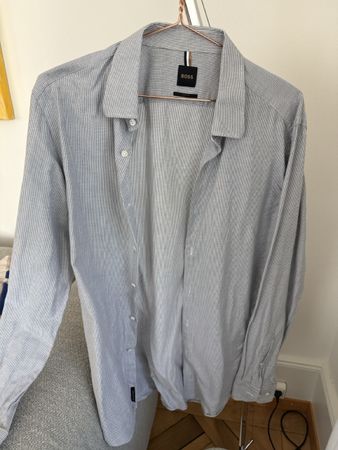 Hugo Boss Hemd - Slim Fit / 40 M 15 3/4