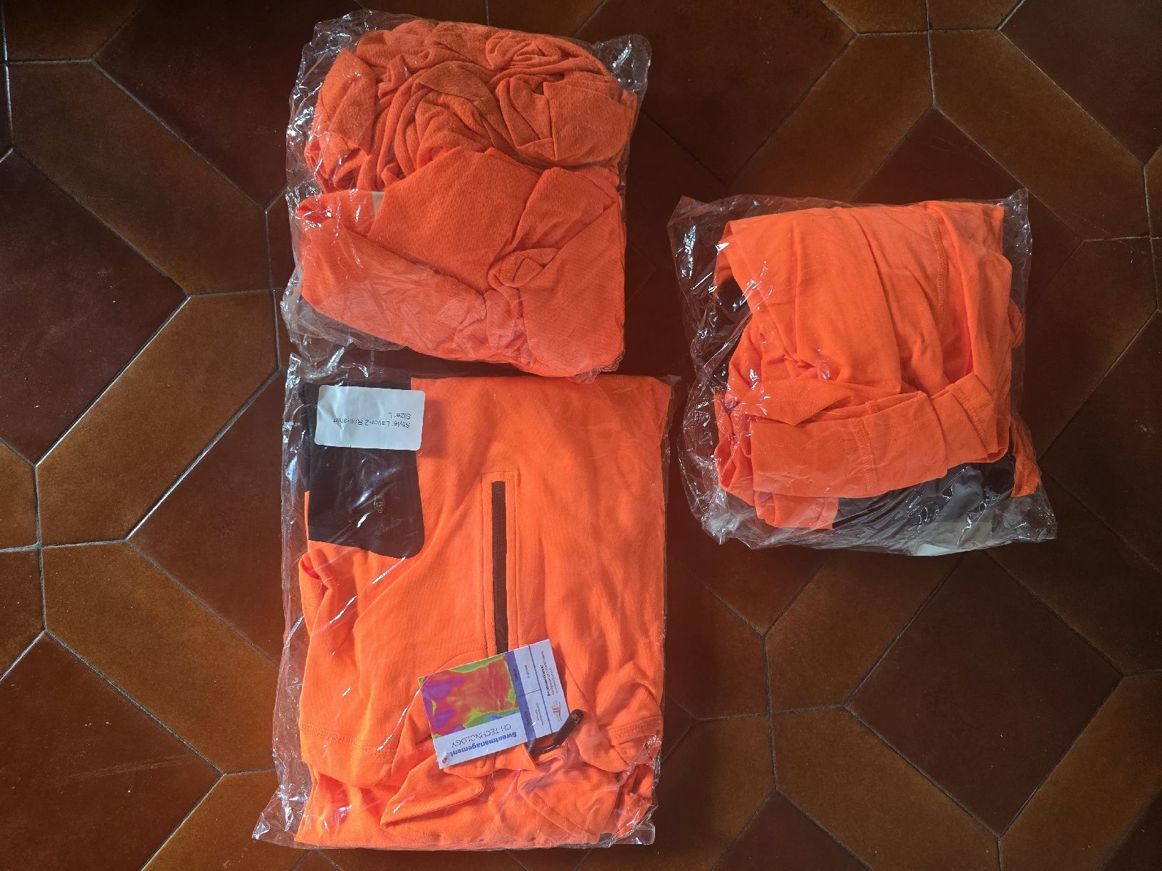 Kleiderpakete: Goretex arbeitkleidung – Gebraucht aus Iragna von ju_1605 8