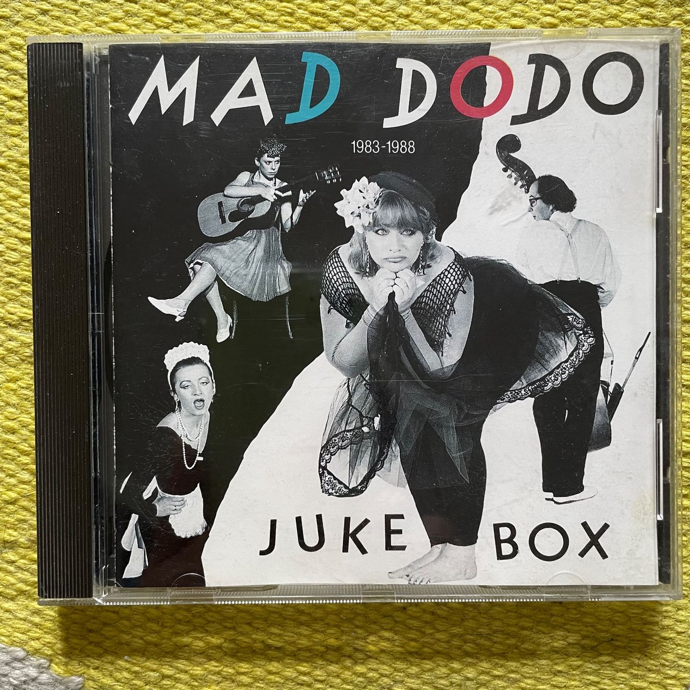 CD: MAD DODO DODO HUG-JUKE BOX – Usato da Rorschacherberg venduto da CD-Roli