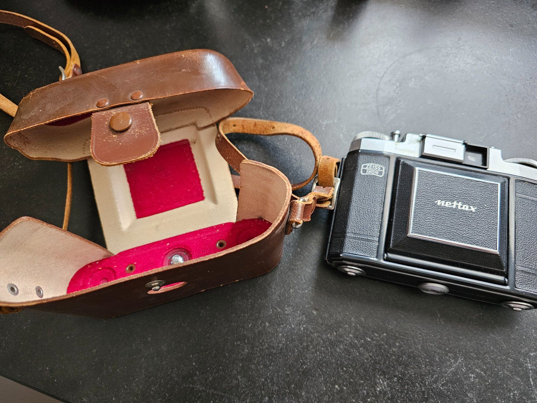 Zeiss Fotocamera: Kamera Ikon Stuttgart von Zeiss – Usato da Sulz AG venduto da Cacuzza
