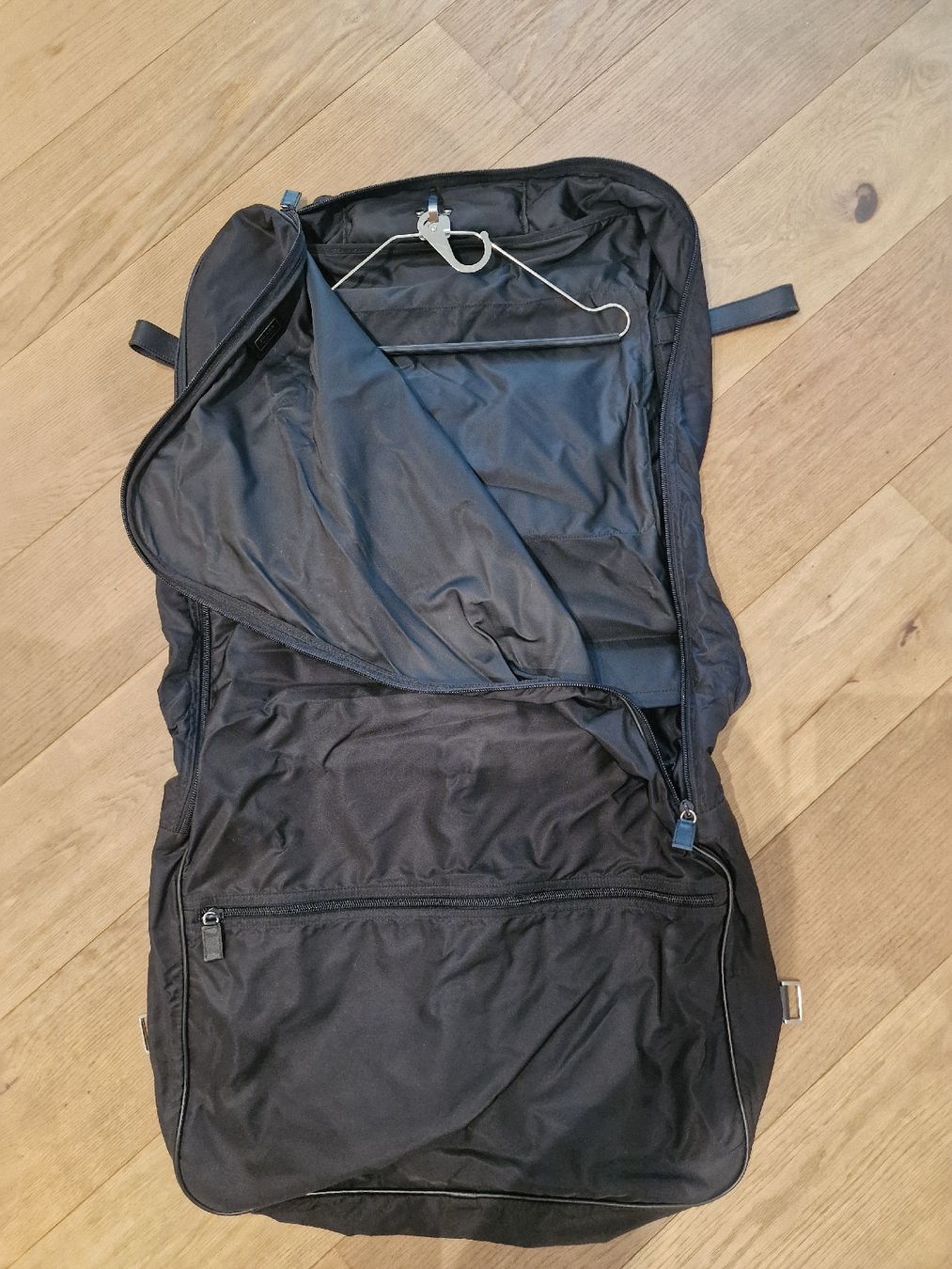 Prada Borse: Prada Reisetasche / Anzugtasche Schwarz – Usato da Allenwinden venduto da Babo2 4