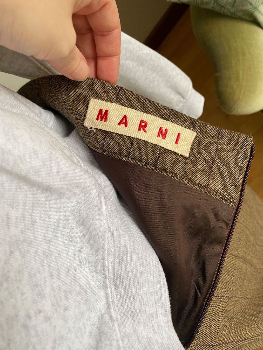 Marni Gonne: Jupe Marni avec noeud – Usato da Basel venduto da Maria-Alexa 9