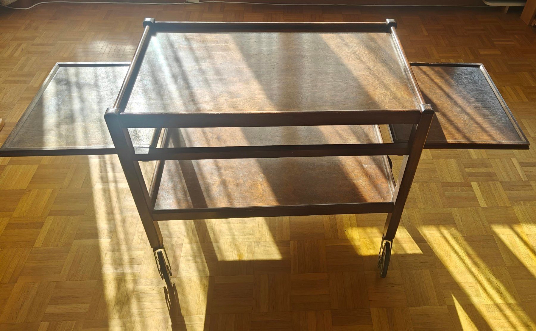 Servierwagen: Servierwagen (Stil: Vintage) – Gebraucht aus Ostermundigen von Schultze 2