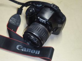 Canon EOS 1100D mit EF-S 18-55mm