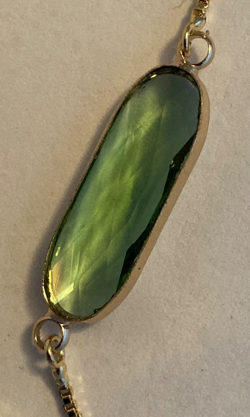 Bracciali & Braccialetti: Bracelet doré à cabochon long en verre vert – Nuovo e nell'imballaggio originale da Genève venduto da ct_fqr8 1