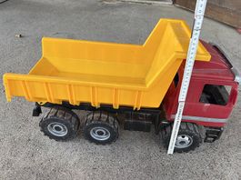 Kipplastwagen