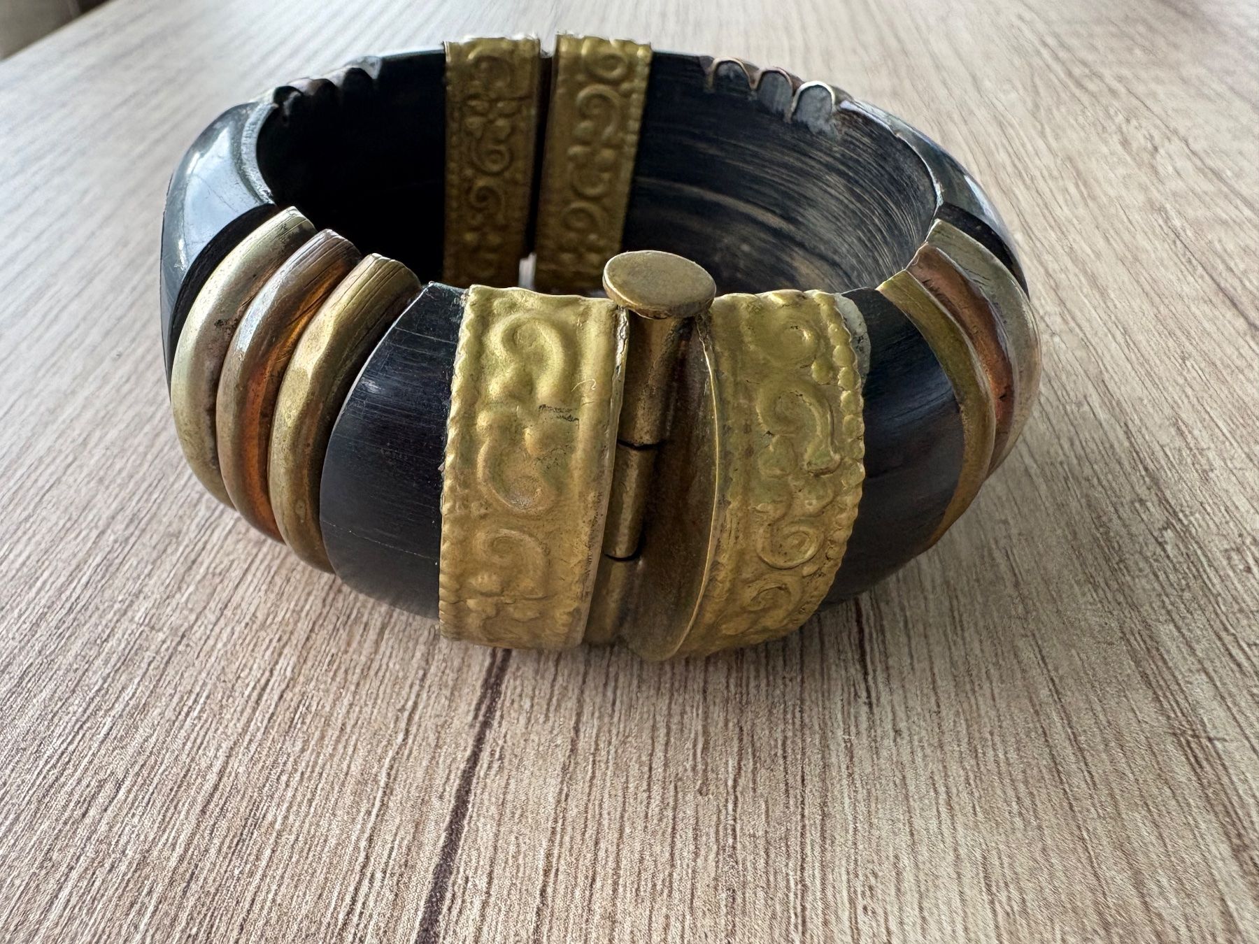 Bracciali & Braccialetti: Antiker Armreifen – Usato da Schübelbach venduto da S1CH 1