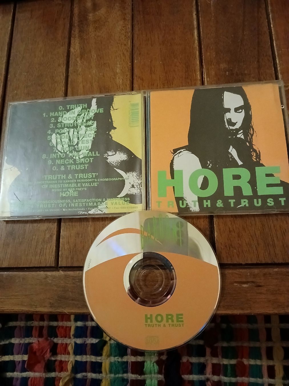 CDs: hore - truth... – Gebraucht aus St-Cergue von VeganWarrior