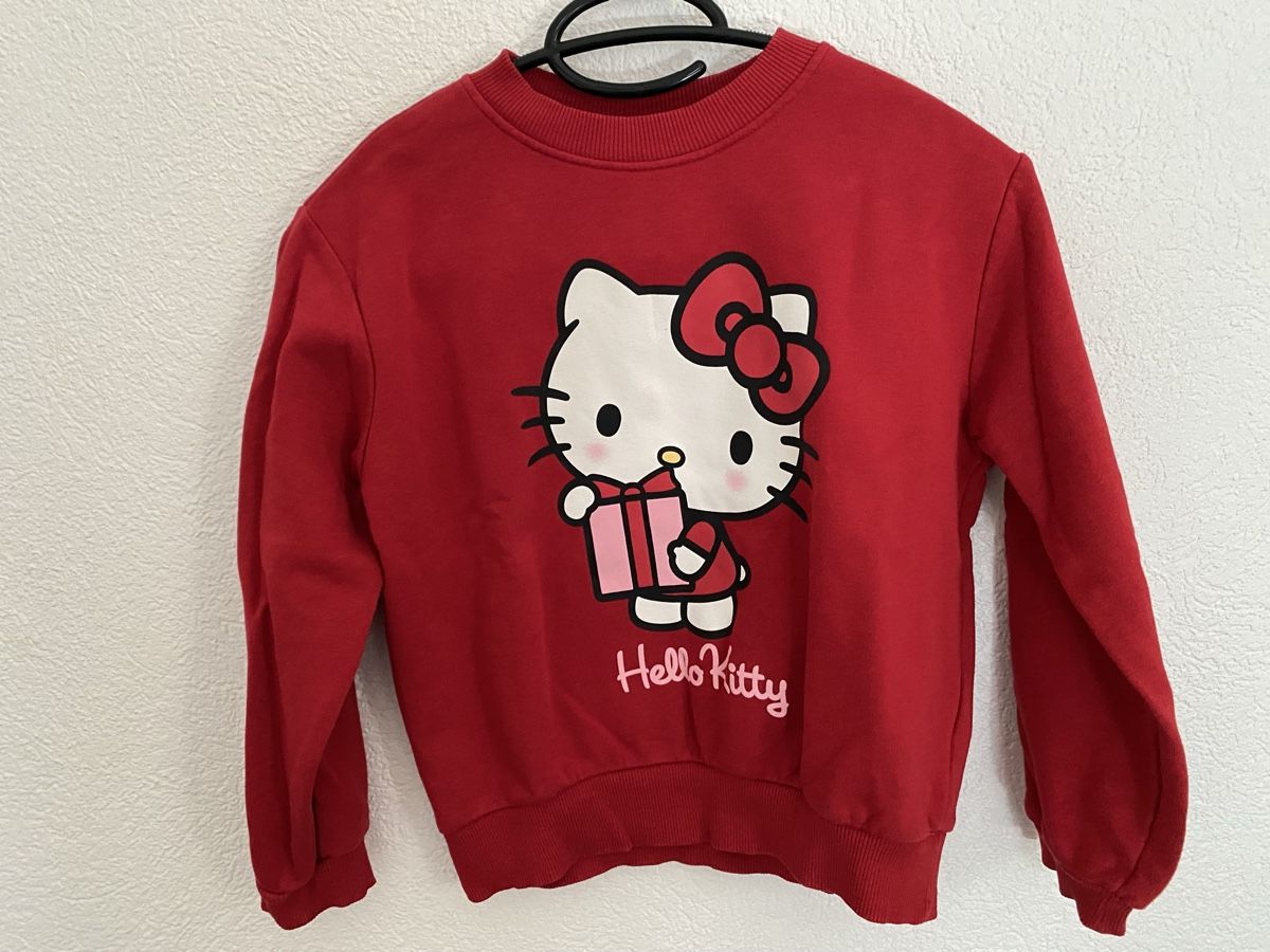 Hello Kitty Kleiderpakete & -sets: Ensemble Noël Hello Kitty avec jupe taille 6-8 ans – Gebraucht aus Lignières von The_assistant 2