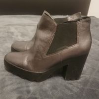 Bottines Calvin Klein élégantes, parfaites pour l'hiver!