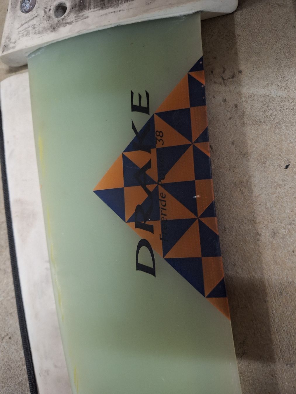 Planches de surf: Windsurfbrett Starboard AtomIQ 114 Freeride – D'occasion à Winterthur par yy1 7