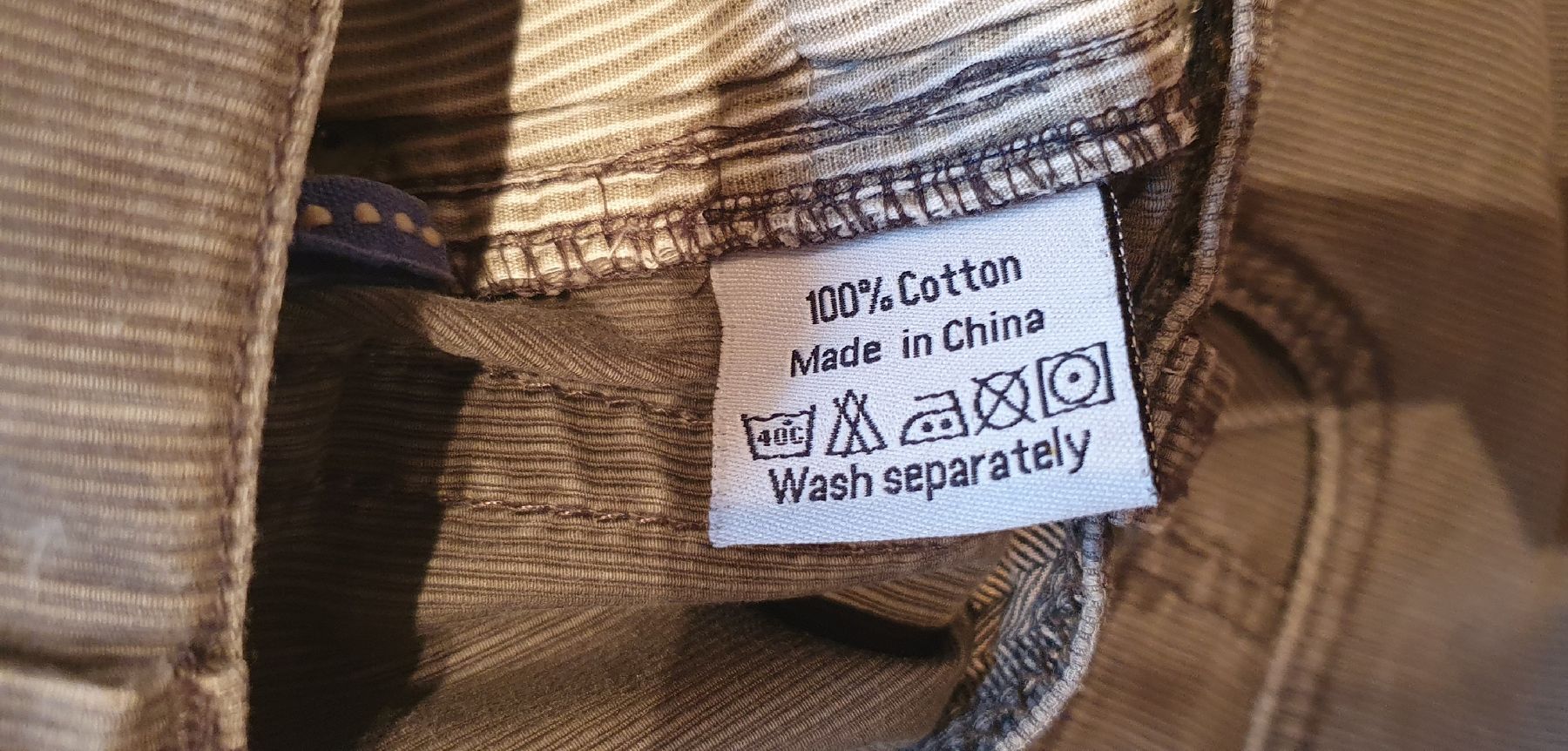 Pantaloni: Herren Cordhose, Gr. 33 – Usato da Pagig venduto da Spring14 4