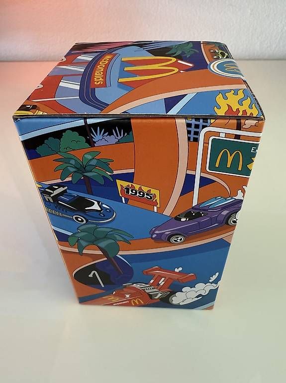 Mc Donald's Bicchieri: Bicchiere McDonalds Iconic collectors Edition – Nuovo e nell'imballaggio originale da Quartino venduto da Ed35 3
