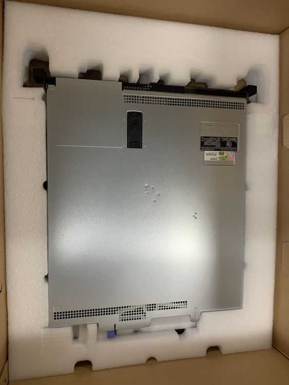 Serveur Dell PowerEdge R230 (Neu und originalverpackt) in Bussigny für ...