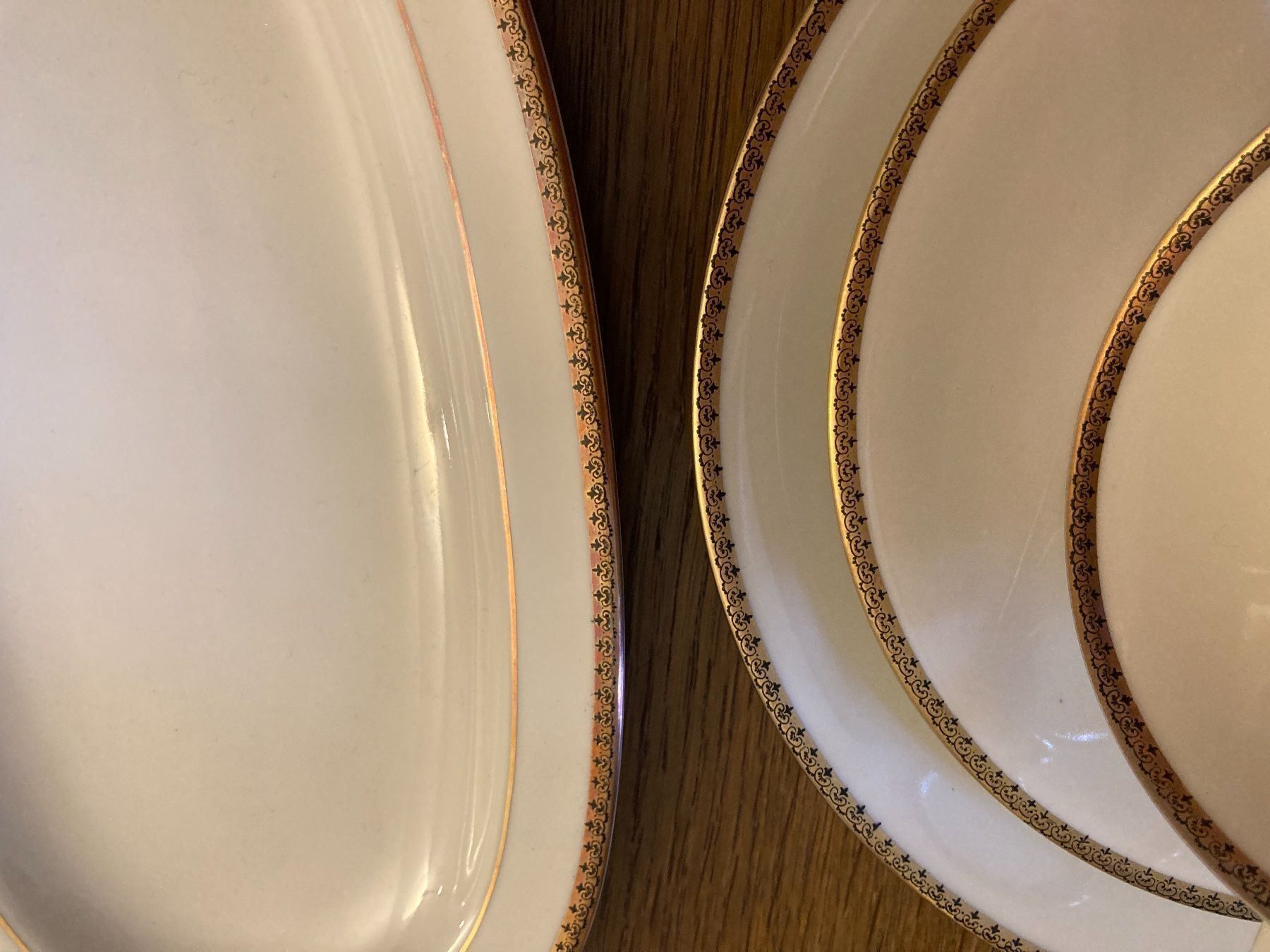 Set di piatti: Geschirrset Langenthal, vintage, 22-teilig – Usato da Luzern venduto da AM2nd 6
