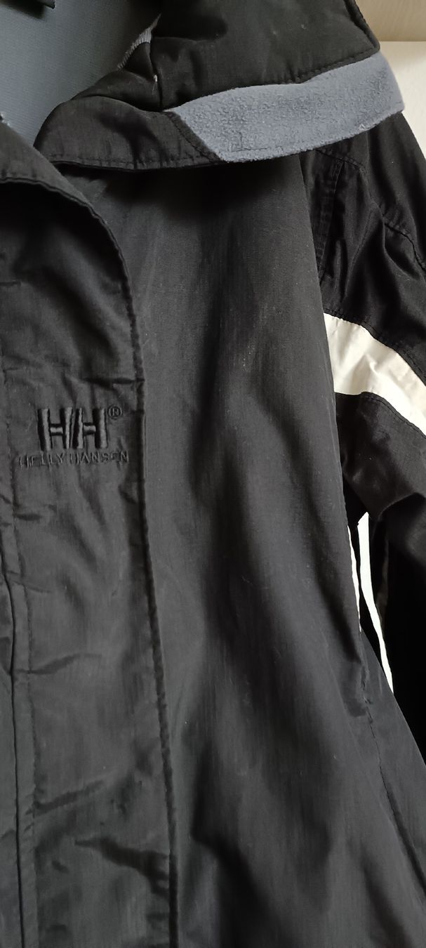 Giacche: Giacca Helly Hansen nera, perfetta per l'inverno! – Usato da Lugano venduto da ycd_rv8h 3