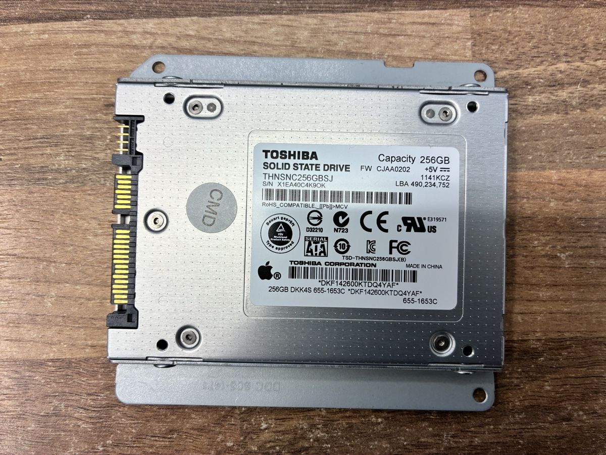 Toshiba Dischi rigidi: SSD Hardisk Toshiba – Usato da Langnau b. Reiden venduto da MacGuinness