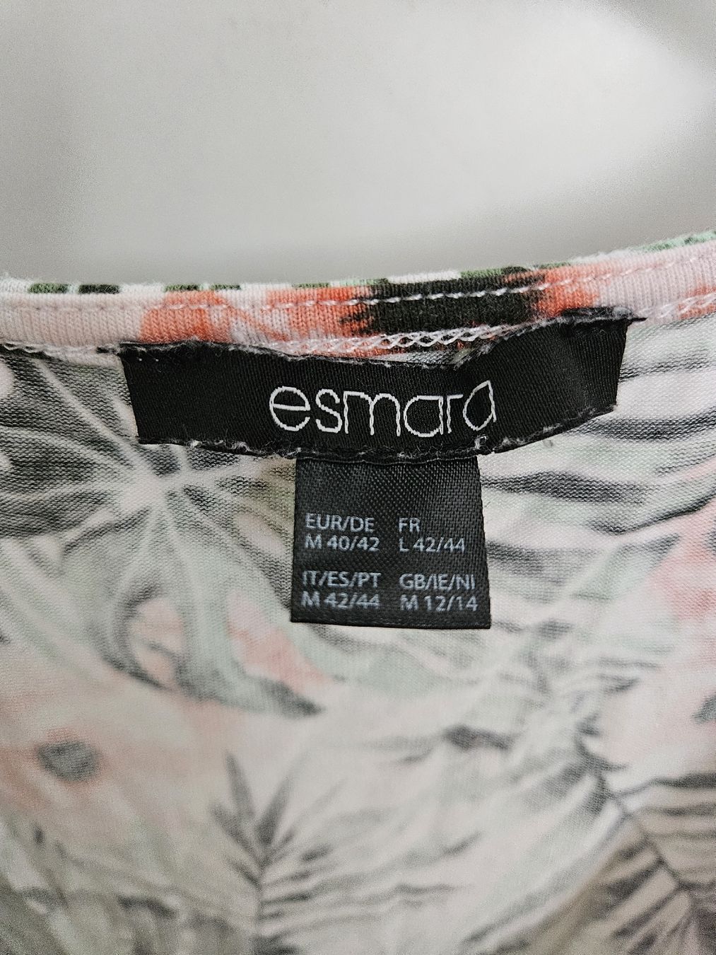 Lotti di vestiti: Sommerkleid Gr. 40/42 – Usato da Wattwil venduto da Belinda98 1