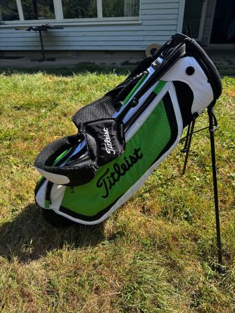 Titleist Standtasche Golf Bag grün weiss schwarz
