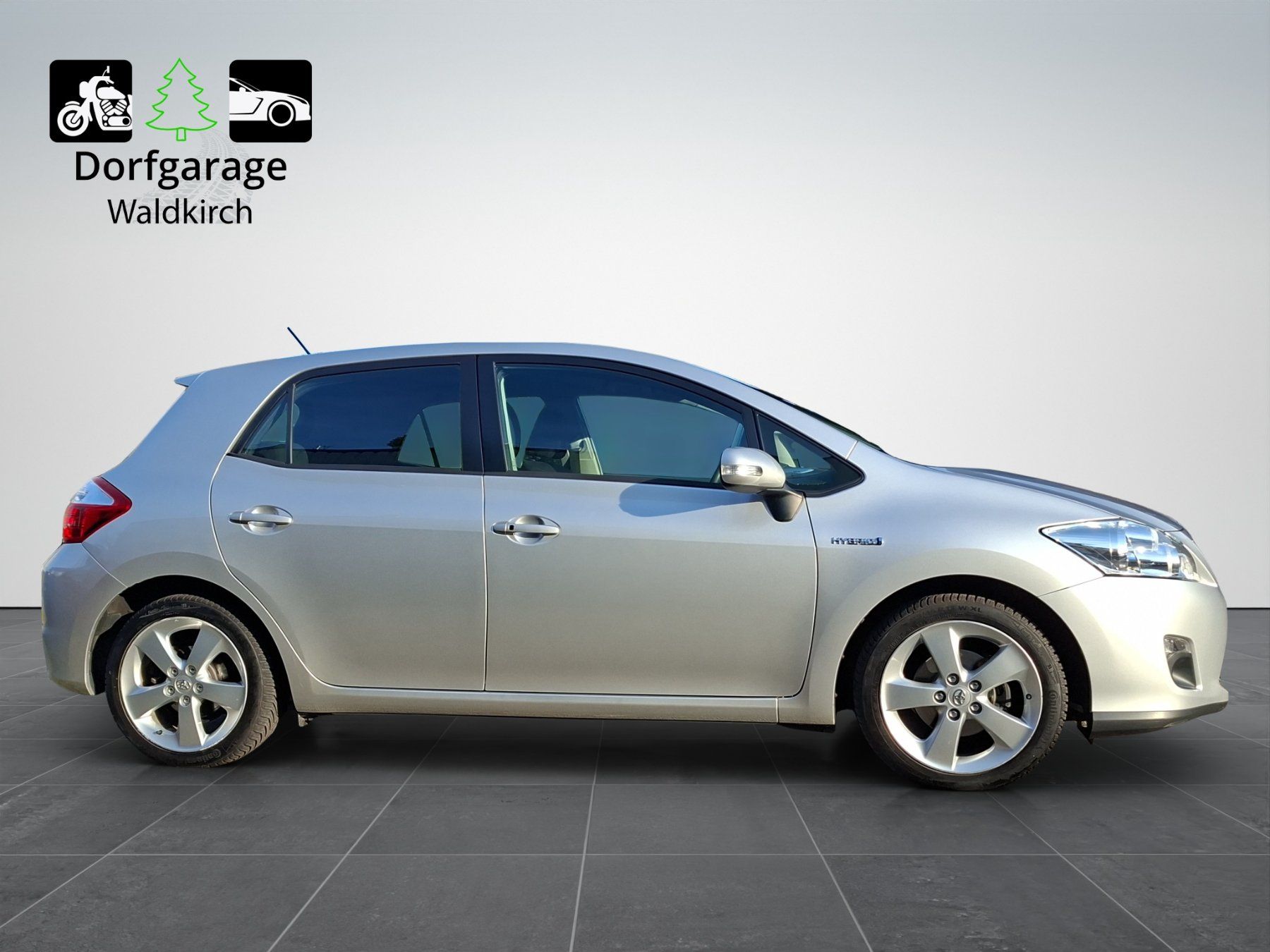 Toyota Autos: TOYOTAAURIS 1.8 HSD Linea Sol – Gebraucht aus Waldkirch von Dorfgarage_W 5