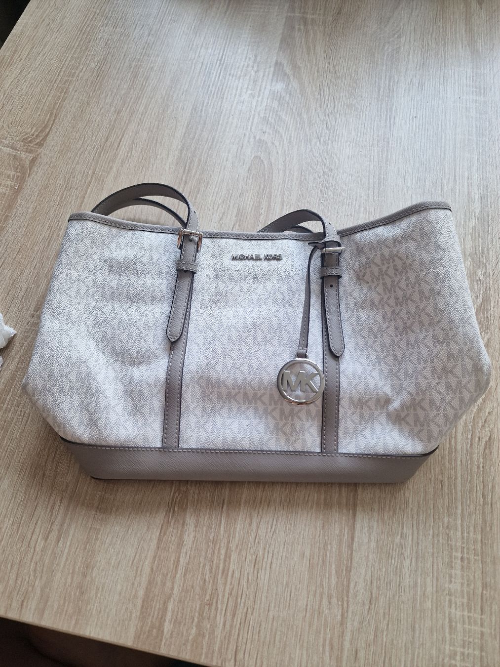 Michael Kors Sacs femmes: borsa Michael kors – D'occasion à Giubiasco par val_ghx8