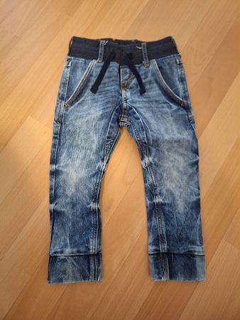 Jeans von H&M in Gr. 92