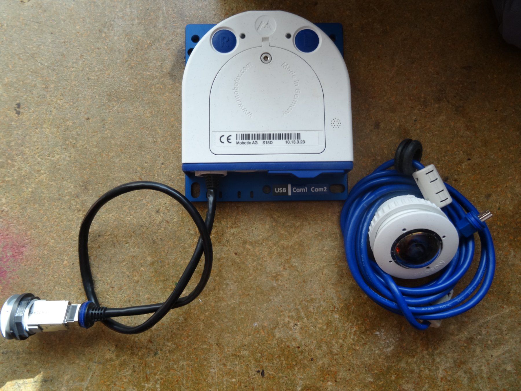 Mobotix Webcams: MOBOTIX-S15D  Kamerasystem mit 1 Kamera – Gebraucht aus Lupfig von JUTA09