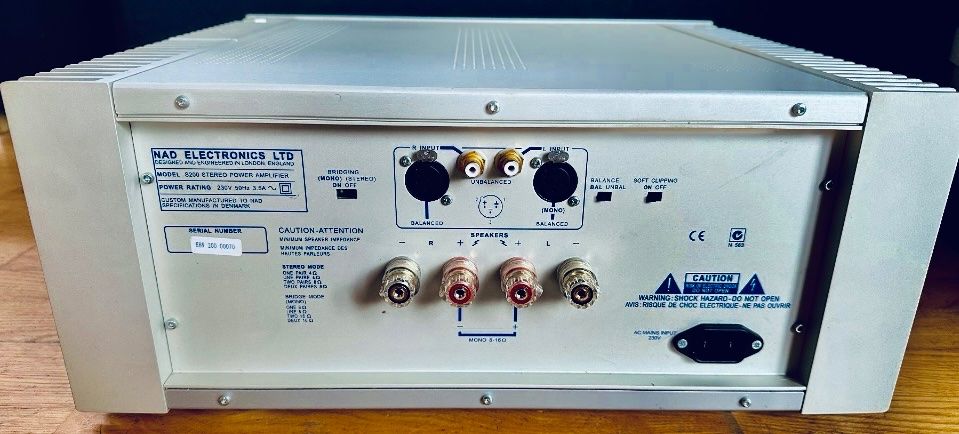 Nad Verstärker: NAD S 100 / S 200  Set mit Vor- und Stereo Endstufe – Gebraucht aus Rapperswil SG von  2
