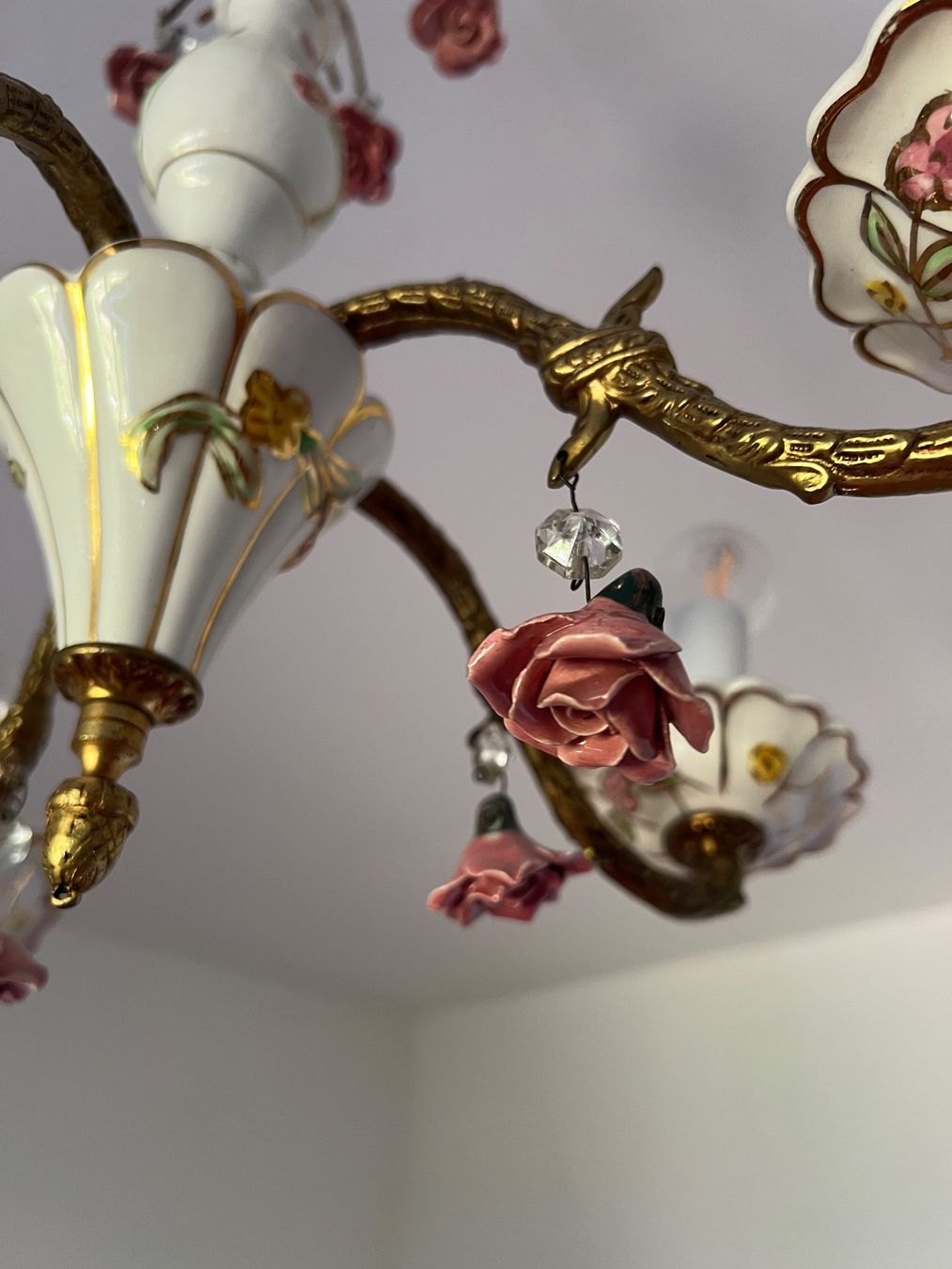 Kronleuchter & Deckenlampen: Florale Keramik Deckenleuchte, Kronleuchter, Hängelampe – Gebraucht aus Zürich von ViolettRosenRot 4