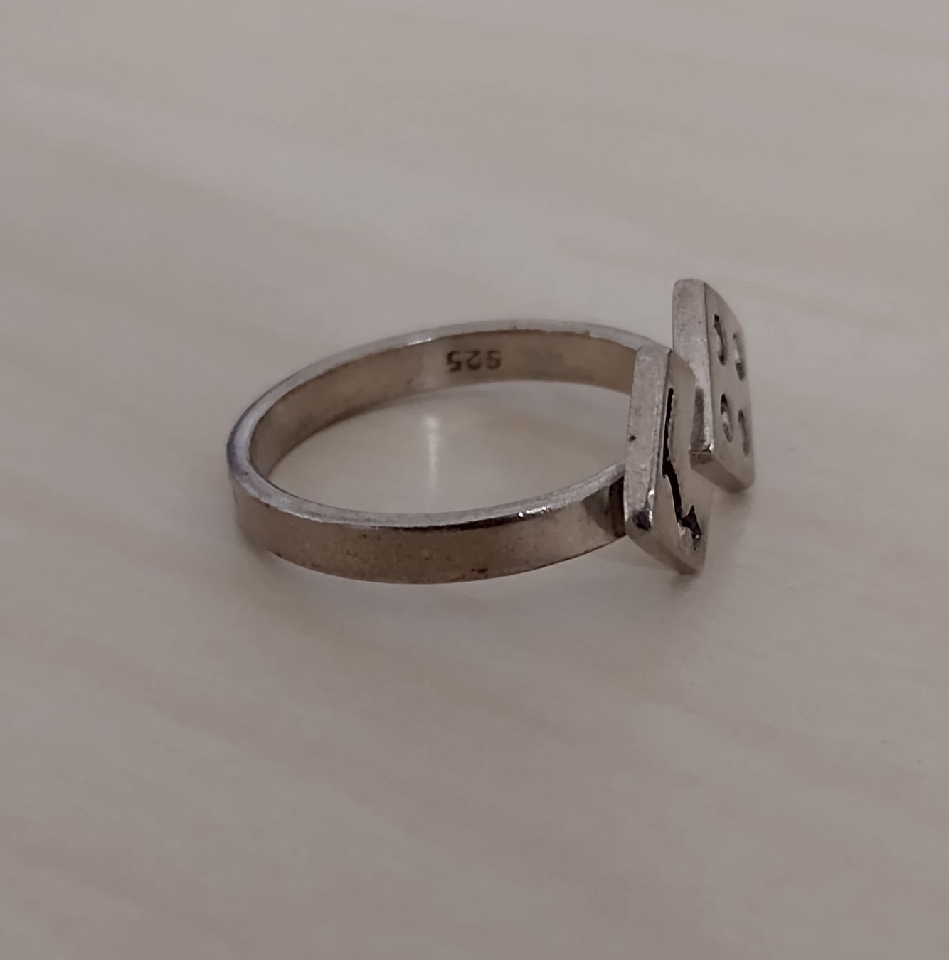 Anelli: RING SILBER 925 WÜRFEL – Usato da Romanshorn venduto da BoutiqueA 1