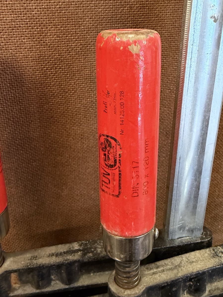 Tutti gli attrezzi: Grand Lot de serre-joints professionnels  – Usato da montreux venduto da Always-Good 6