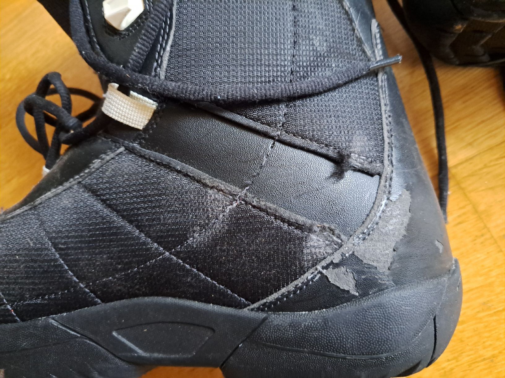 Scarpe da uomo: Celsyus Snowboardboots, Größe 43 – Usato da Morens FR venduto da Kiscica 3
