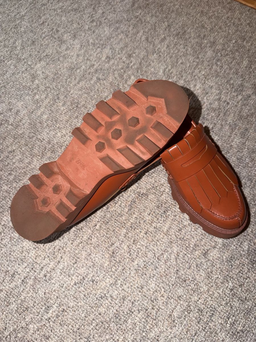 Damenschuhe: Zara loafers  – Gebraucht aus Zürich von nha_c2by 2