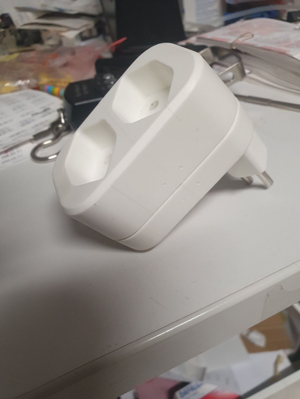 Stecker: Zweifachstecker 2xTyp13 Weiss 2xT13 mehrfachstecker – Gebraucht aus Zürich von eymen20