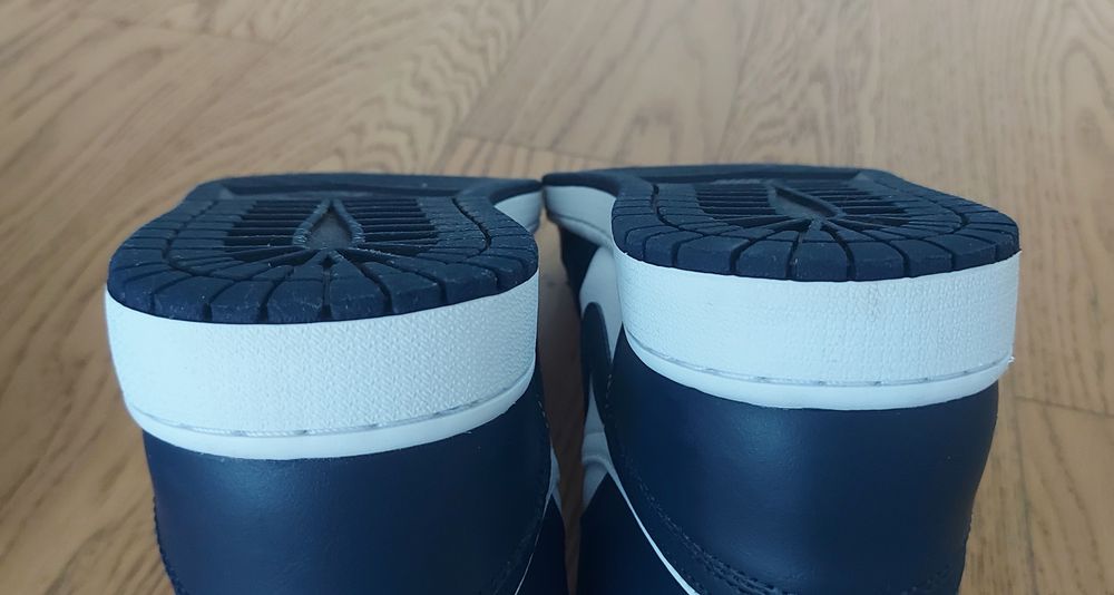 Jordan Chaussures hommes: Sneaker Nike Air Jordan 1 Mid Gr. 45 – Neuf (Voir description) à Wabern par Irakene 5