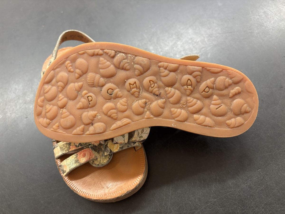 Pom d'Api Scarpe per ragazze: Pom d‘ api Sandalen, Grösse 28 – Usato da Büren an der Aare venduto da Nikito2001 3