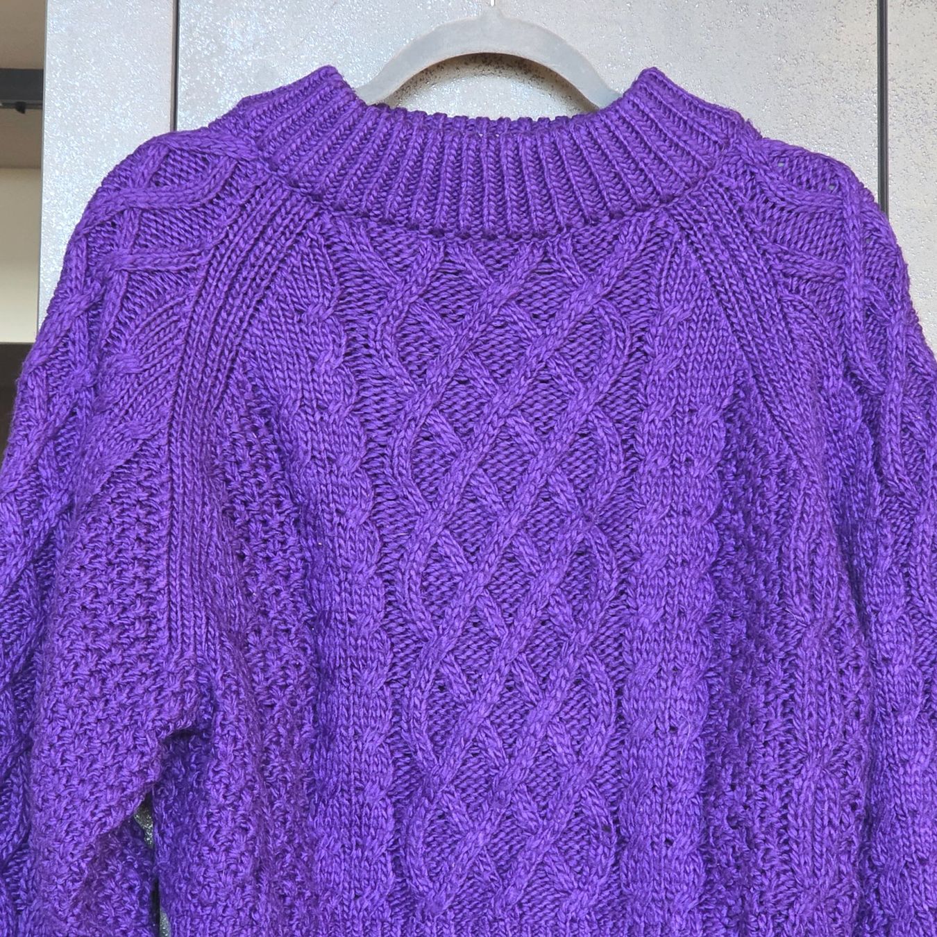 H&M Pulls & Sweat-shirts: 🐸 H&M STRICKPULLOVER M ZOPFMUSTER PULLOVER VIOLETT – D'occasion à Môtier (Vully) par Frogs 4